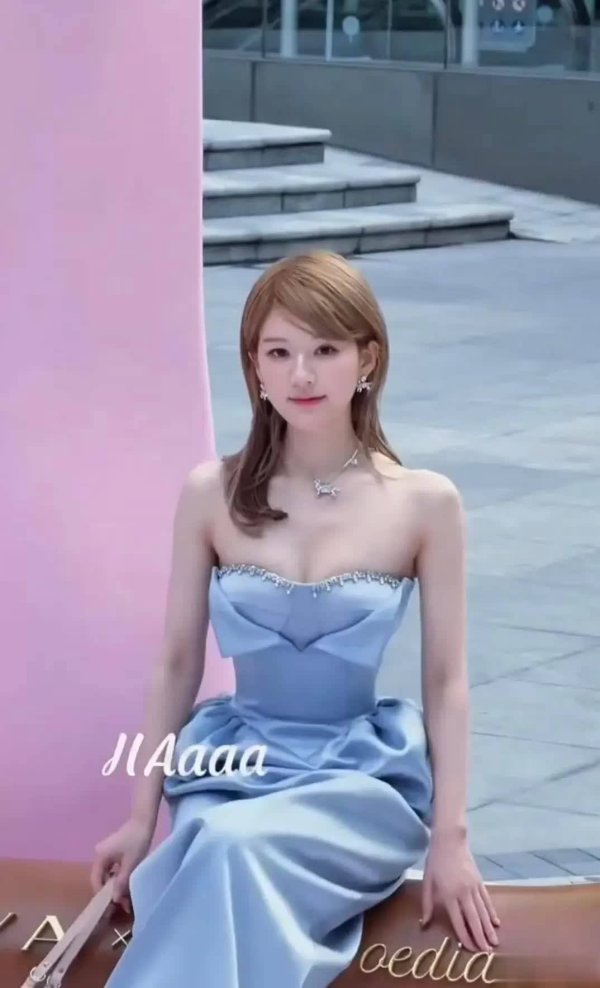 聚美策略 赵露思甜妹人设崩塌？大批粉丝粉转黑！